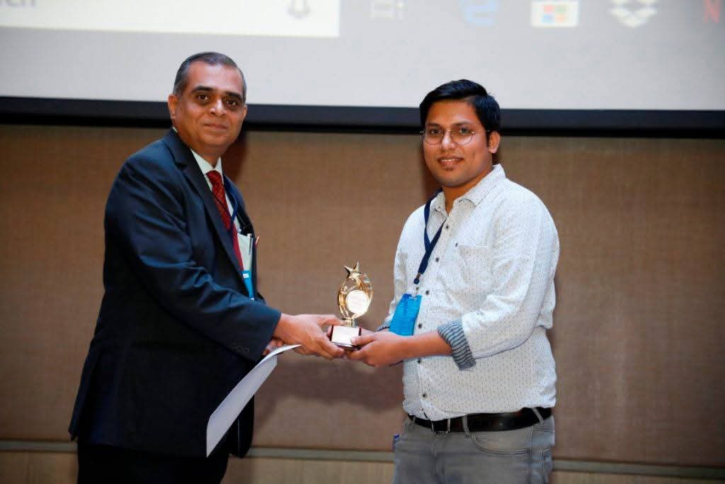 Preoperative Super-Selective Embolization versus “On-Clamp” Laparoscopic Partial Nephrectomy for T1 Renal Tumors— A Prospective Randomized Study